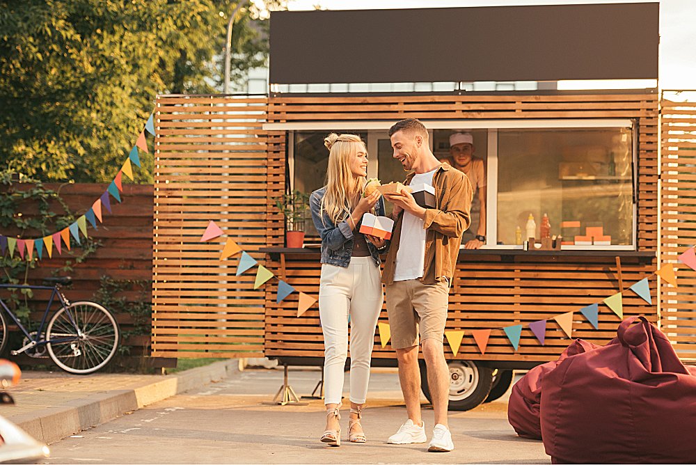 pair near food truck